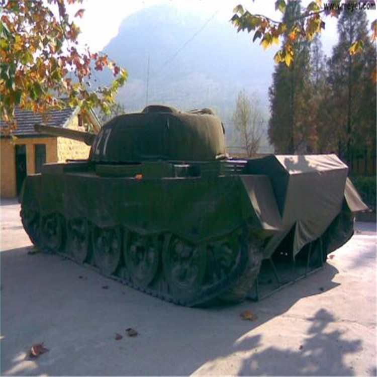 雁山大型充气坦克